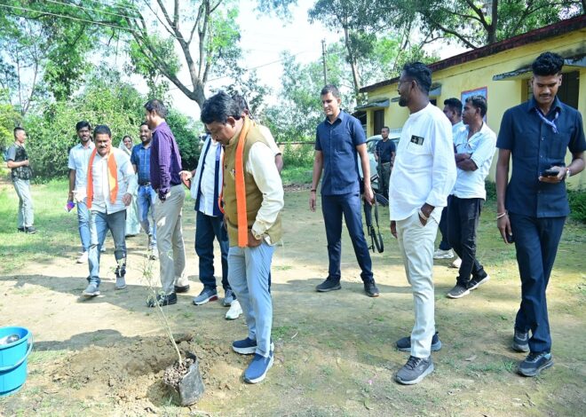 सी.सी. सड़क निर्माण के  भूमि पूजन सहित अन्य कार्यक्रम में बस्तर सांसद महेश कश्यप हुए शामिल